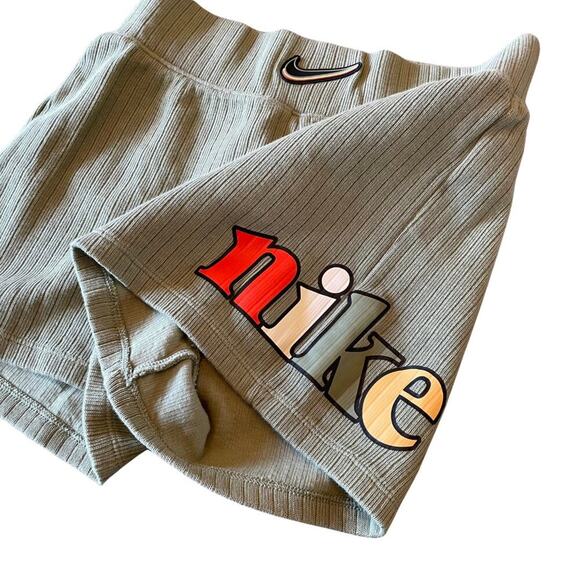 Nike Ribbed Hi Rise Logo Running Shorts Olive Green Size Small 0633W - Picture 8 of 10